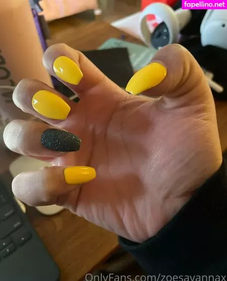 Zoesavannax OnlyFans Thumbnail #fGundcu2jZ