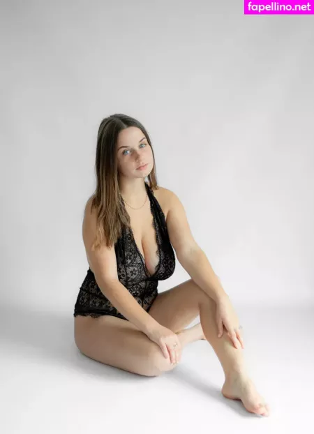 Zoesimplement OnlyFans Thumbnail #cdLnw1yXgr