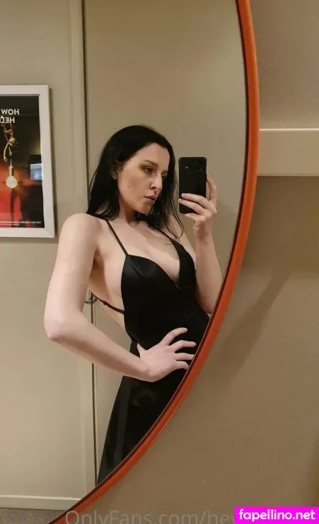 Zoeunholy OnlyFans Thumbnail #Fc5djfbZOz