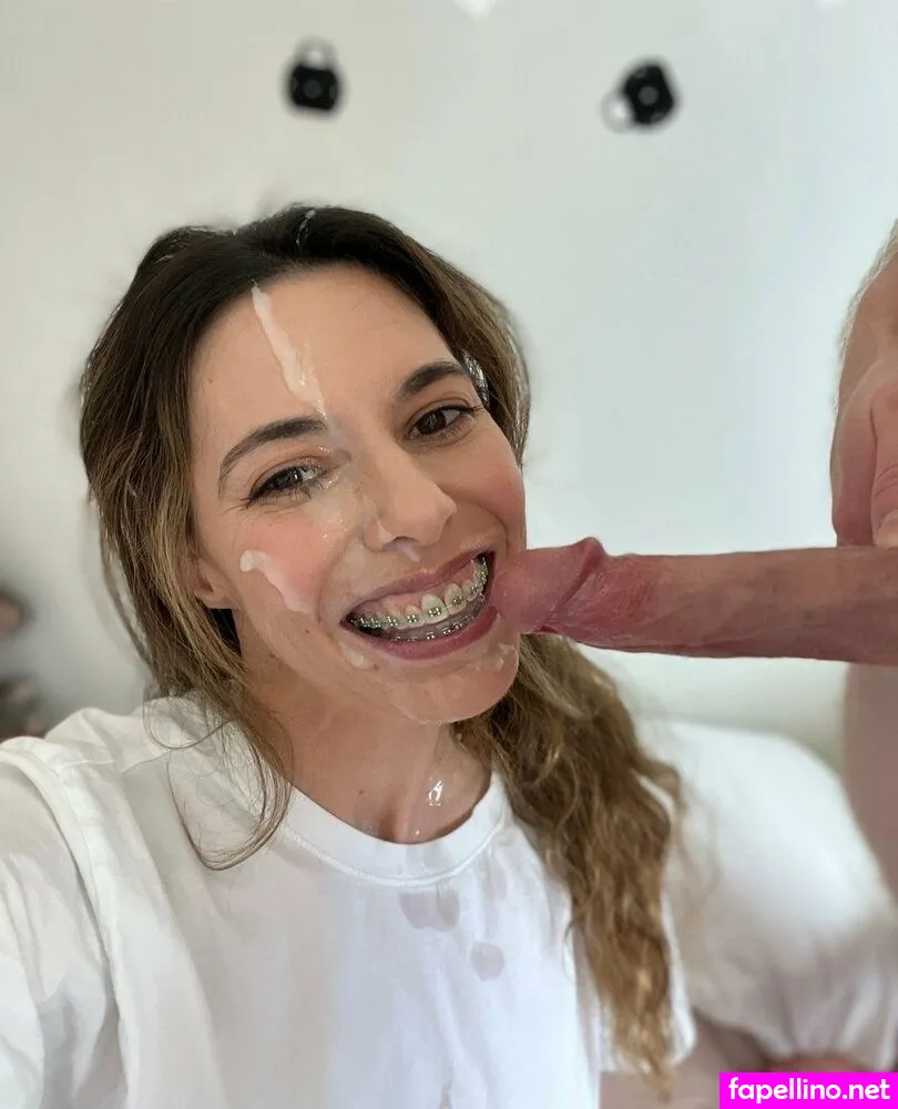 thezoewilde, zoewildevip Nude Leaked OnlyFans Photo #O2z753D4OA