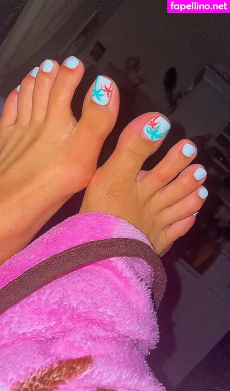 Zoey Kouskousakis OnlyFans Thumbnail #DlRORRh9m3