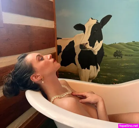 Zoey Kriegmont OnlyFans Thumbnail #cntI5kDTDa