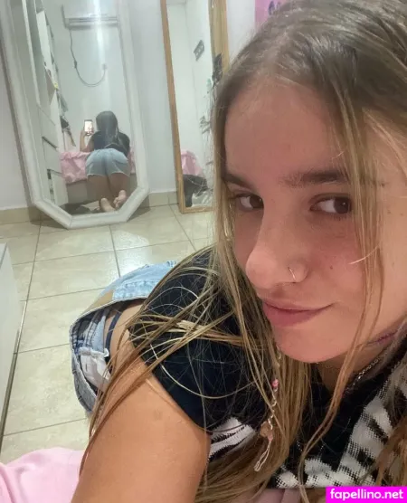Zoeybelle OnlyFans Thumbnail #uQdlge3FUC