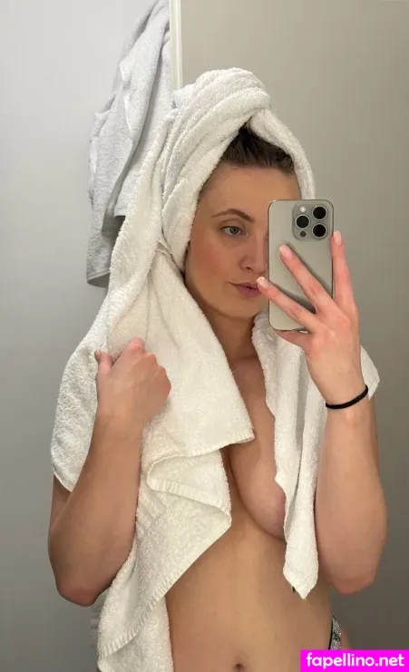 Zoeydaria OnlyFans Thumbnail #WNUG5WUGeb