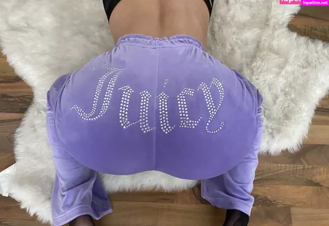Zoeywgr OnlyFans Thumbnail #9kwhwtCFWg