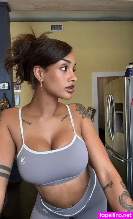 Zoeyxsinn OnlyFans Thumbnail #n8hceICHiU