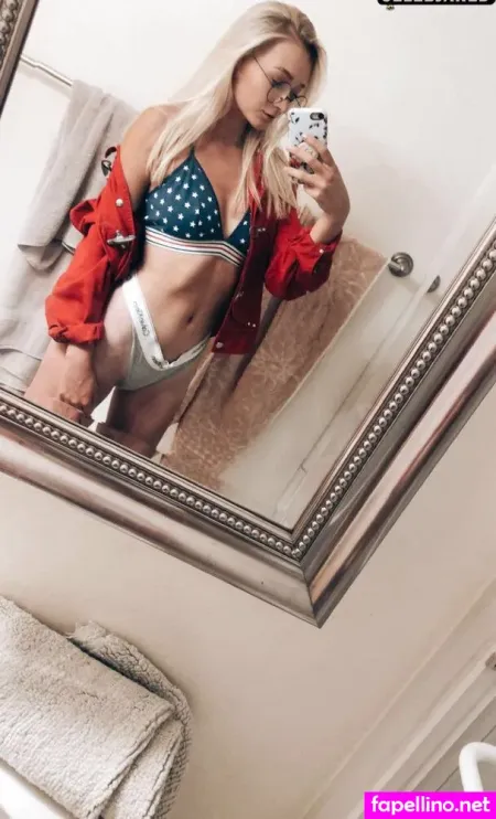 Zola Bzdek OnlyFans Thumbnail #O4Up5fCTsY