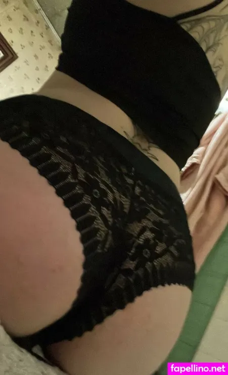 Zomboobs OnlyFans Thumbnail #s0qBZlsPOs