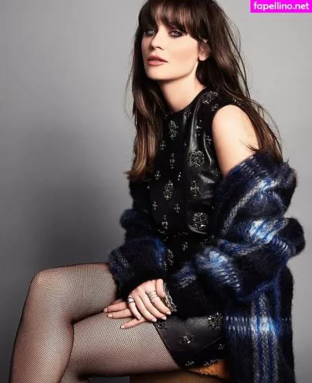 Zooey Deschanel OnlyFans Thumbnail #hO9G96DYwz
