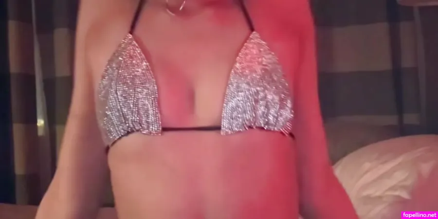 Zoweybunnyy OnlyFans Thumbnail #BUfcuGVRKr