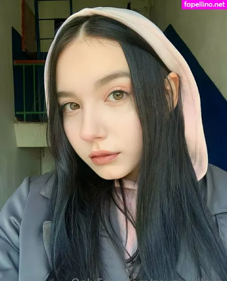 Zoya Akilova OnlyFans Thumbnail #jg8uznKycJ
