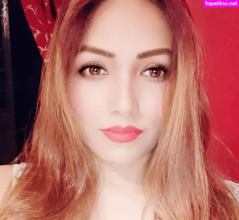 Zoya Rathore OnlyFans Thumbnail #3lIvlm05wI