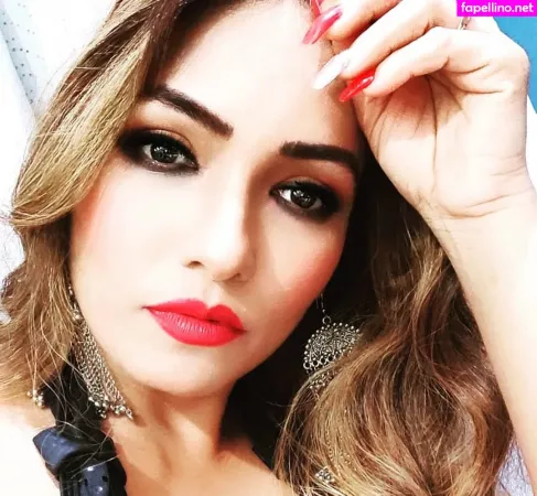 Zoya Rathore OnlyFans Thumbnail #edE2d183uH