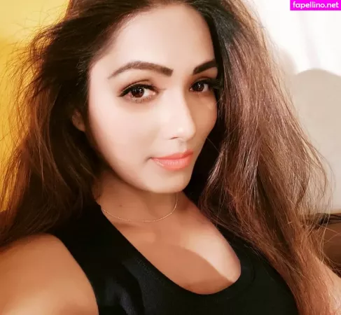 Zoya Rathore OnlyFans Thumbnail #q7aMd01Wml