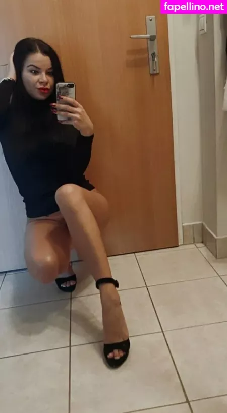 Zsada9395 OnlyFans Thumbnail #ulOjOmLXzX