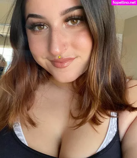 Zucchini OnlyFans Thumbnail #JMUfB0Fb0v