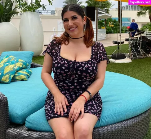Zucchini OnlyFans Thumbnail #zMyo6yGYzk