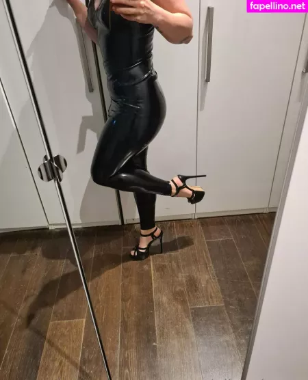 Zuleikaprincess OnlyFans Thumbnail #b8wkLL5Avo