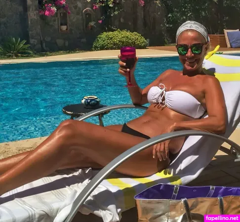 Zumrut Nural Dorman OnlyFans Thumbnail #n4JH8MWSM3