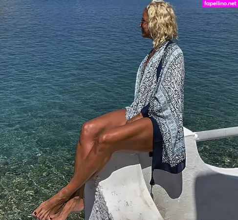 Zumrut Nural Dorman OnlyFans Thumbnail #r5x54au8GF