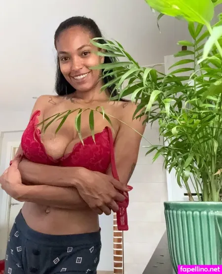 Zurihill OnlyFans Thumbnail #hOji0gmrOB