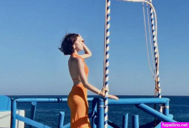 Zuzanka OnlyFans Thumbnail #zQORwV5w11