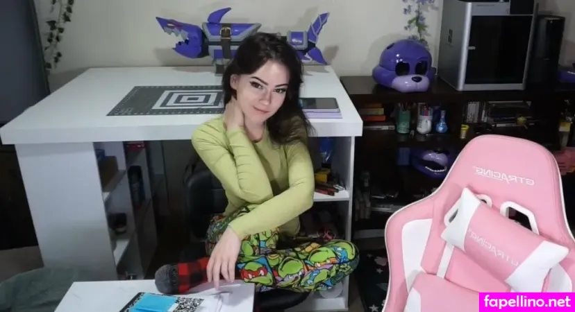 Zyla Vale OnlyFans Thumbnail #E39OblEWNk