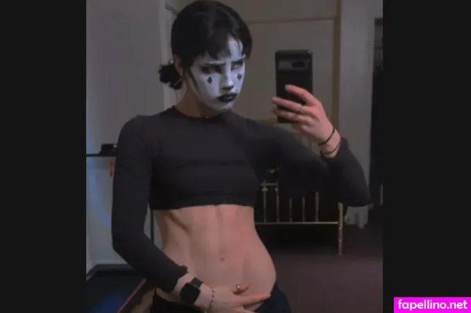 Zz Eazoning OnlyFans Thumbnail #Csc3jKNiHf